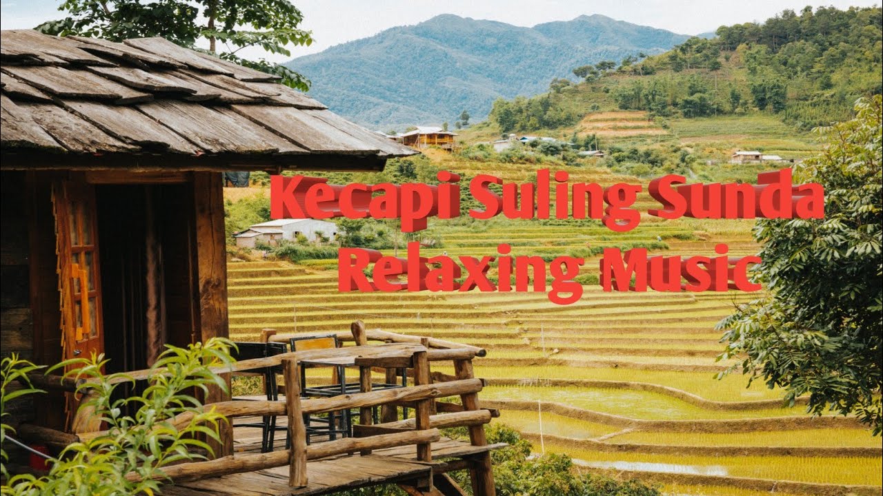 Merdunya Suling Sunda Diiringi Suara Burung Berkicau Di Hamparan Sawah