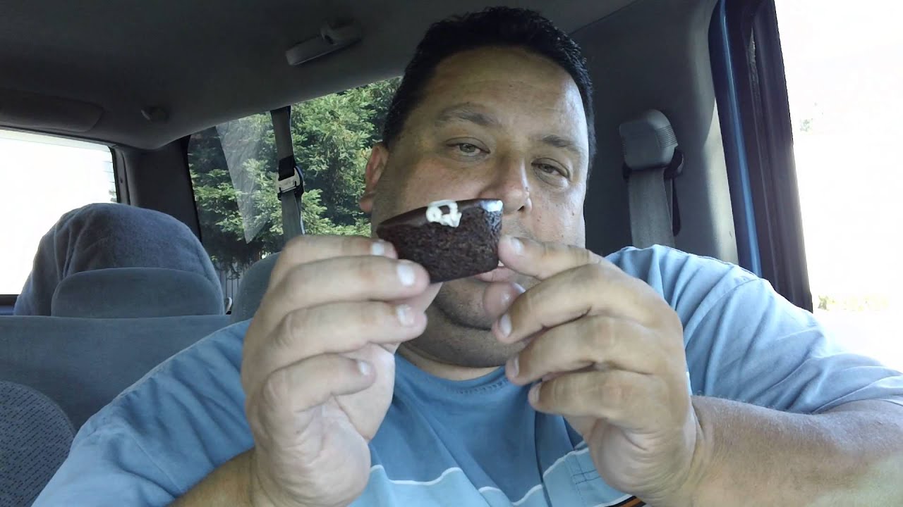Hostess Cupcakes...They're Baaaccckkk! RETRO REVIEW YouTube