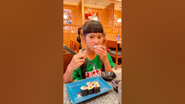 DISTA NGIDAM MAKAN SUSHI🤩 #viralvideos #viralditiktok #modelcilik #viralvideo