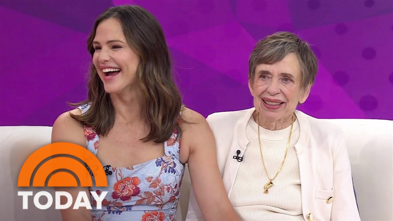 Jennifer Garner and mom Pat talk family, ‘Pretend Cooking Show’ - YouTube