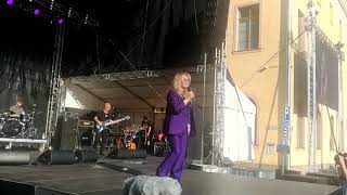 Bonnie Tyler - It's A Heartache 25/7/2019 Turku (Tuomiokirkkotori)