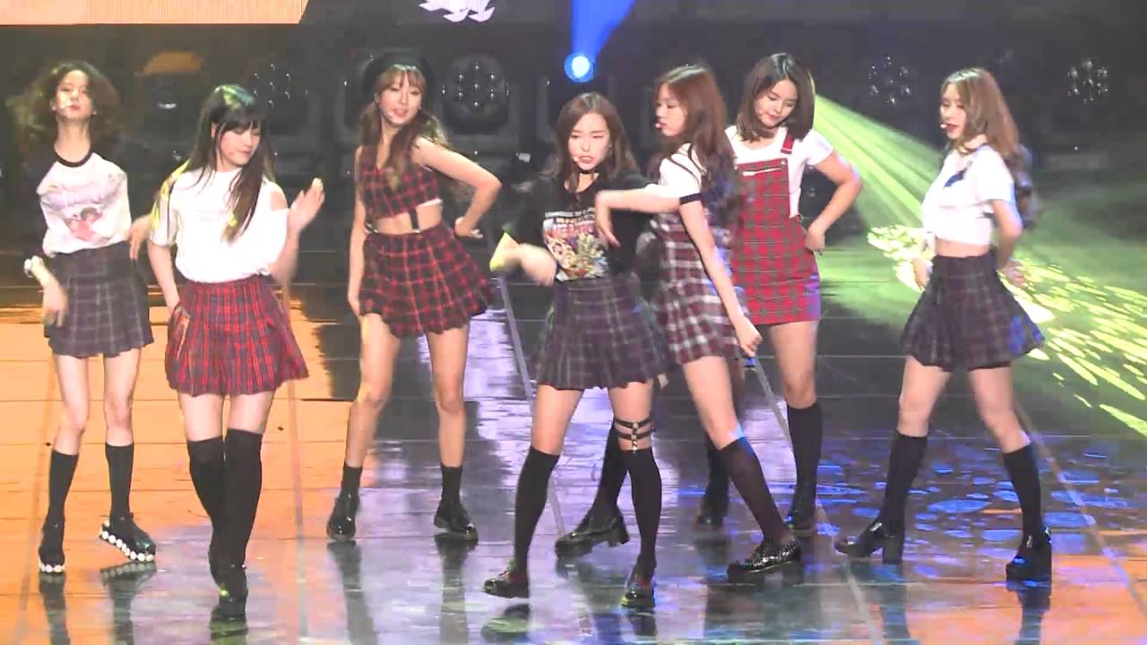 イェウン「High heels, A.M.N Showcase」公式Fancamのサムネイル