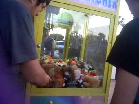 kevin vs. crane machine (failed)