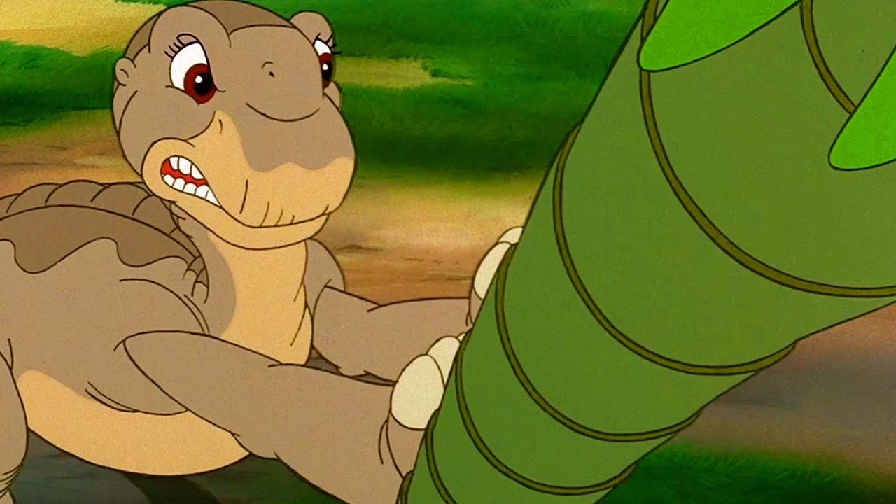 Pie Pequeño aprende a conseguir comida | En Busca Del Valle Encantado ...