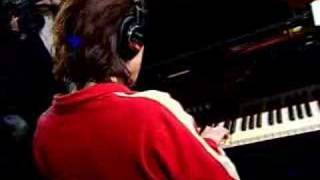 Download Lagu Leehom Wang playing the piano MP3