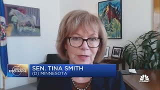 Senator Tina Smith (D-MN) calling for a probe into natural gas companies in the Midwest Profile