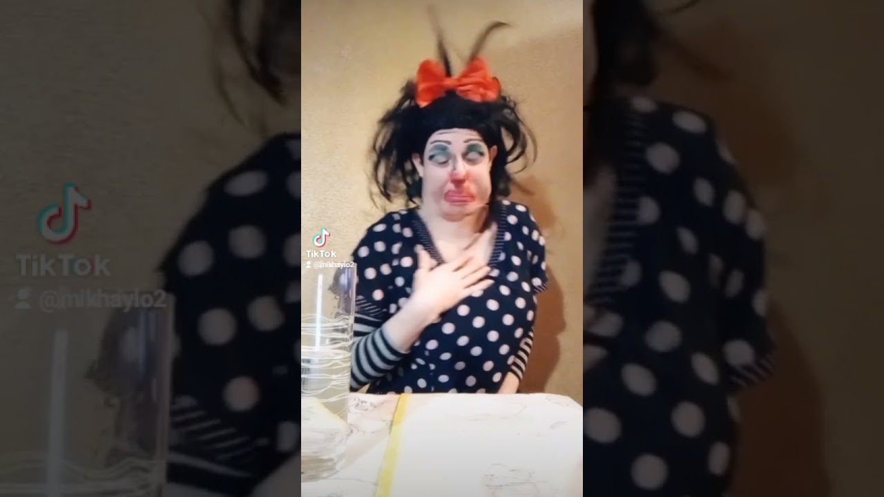 Мем аннушка все сюда