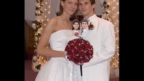 Mbobble custom wedding cake toppers