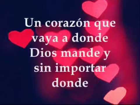 Watch the video for Se busca un corazón