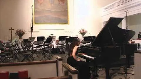 Pianist Julie Jordan performs Chopin Nocturne in C...
