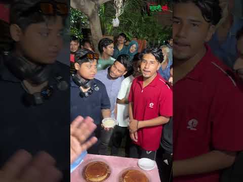 توافد حشود على متجر سيف لشراء بودنغ الرقص الذي انتشر بشكل كبير
