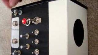 Hex Schmitt Noise Box