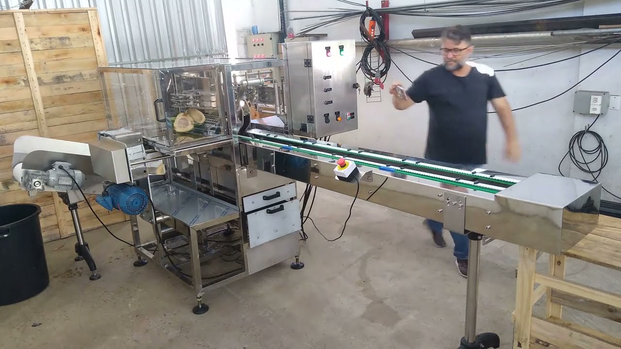 858 - Extratora de água de coco   vídeo sem cortes