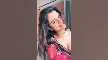 Hot girl in saree | big boobs 😍