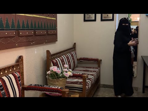 بدأت قناة عائلة احمد و اميره بث ا مباشر ا