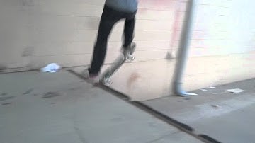 Varial Heelflip Loading Dock