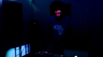 Making  Live Dope Fresh Trap Beat  in MPC Renaissance Prod By GOOSTBEATS (Old Video)