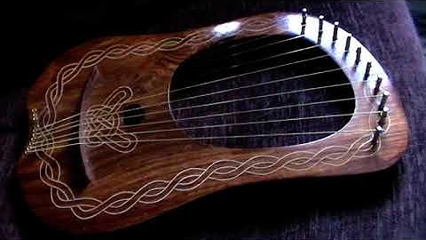 An introduction to the lyre harp \\ a "tutorial" of sorts