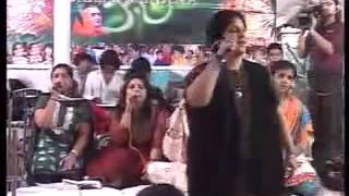 Download Falguni Pathak Mithe Ras Se Bhareli Video MP3 Falguni Pathak Mithe Ras Se Bhareli