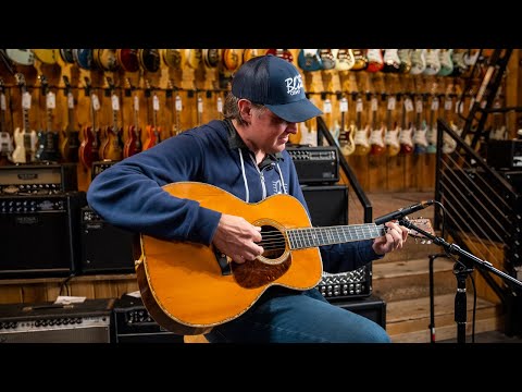 Vintage Faves with Joe Bonamassa | 1939 Martin 000-42 Acoustic Guitar