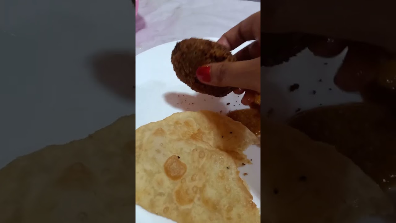 বিয়ে বাড়ি গিয়ে জমিয়ে খেলাম 😍 | Mutton Kosha & Fried Rice 🍛 | #viral #vlog #trending