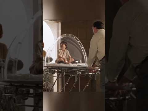 A Boy Had to Live in a Bubble #movie #explaininhini #shorts