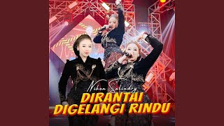 Dirantai Digelangi Rindu