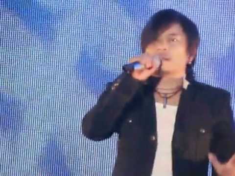 王杰2010新加坡演唱会[HD] - 故事的角色[粤]