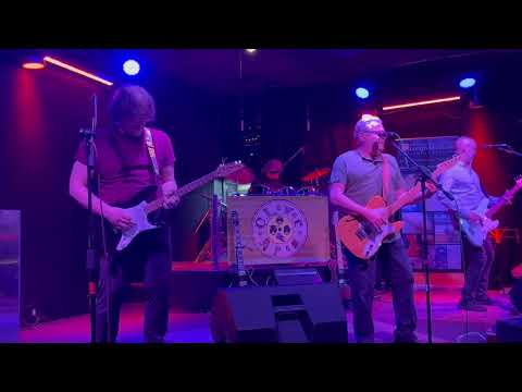 Clever Apes - Everybody's Blues (@macallanspub)