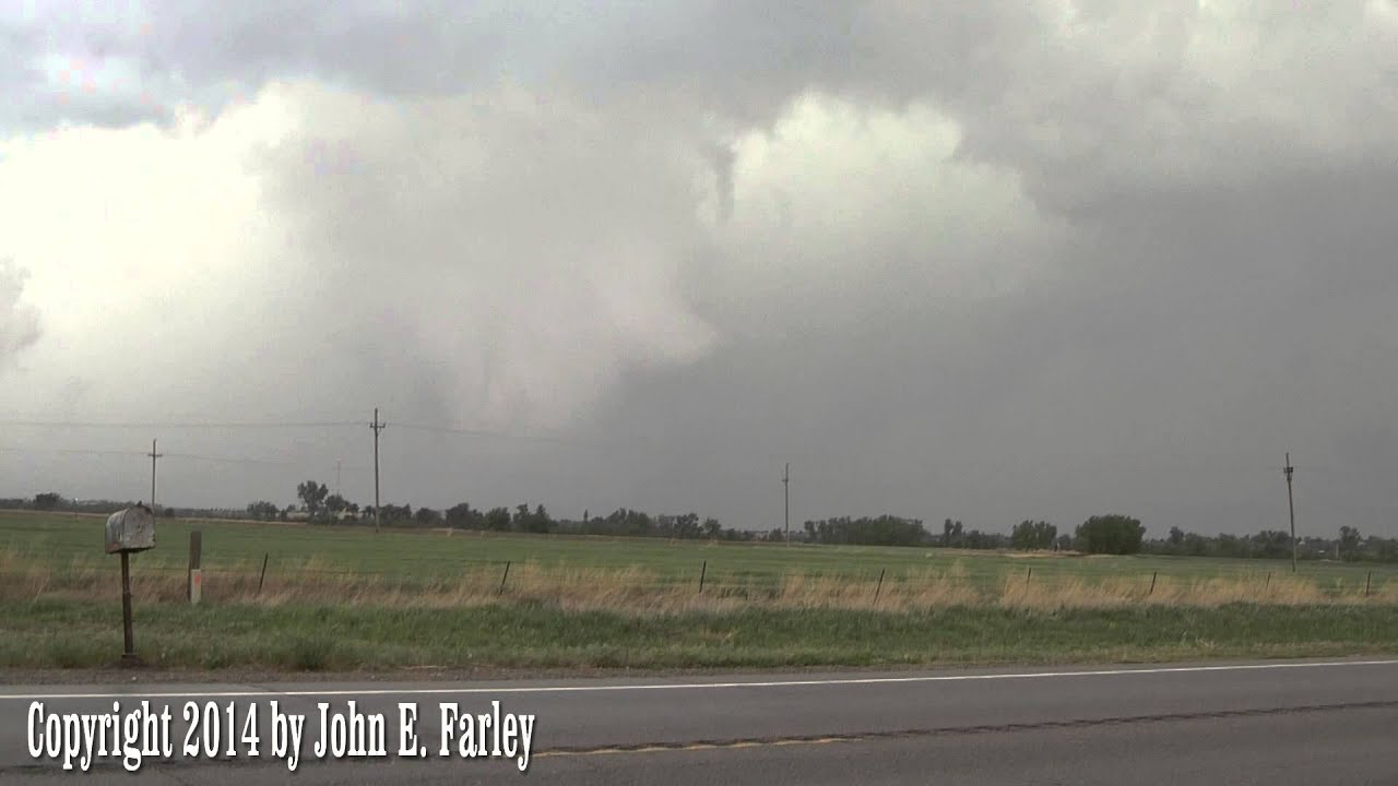Tornado just W of Larned, KS, May 11, 2014 YouTube