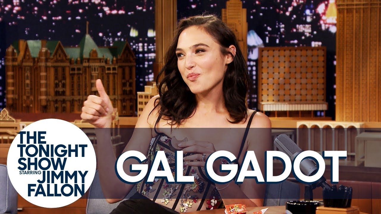 Watch Gal Gadot try a Reese's Peanut Butter Cup for her very first time