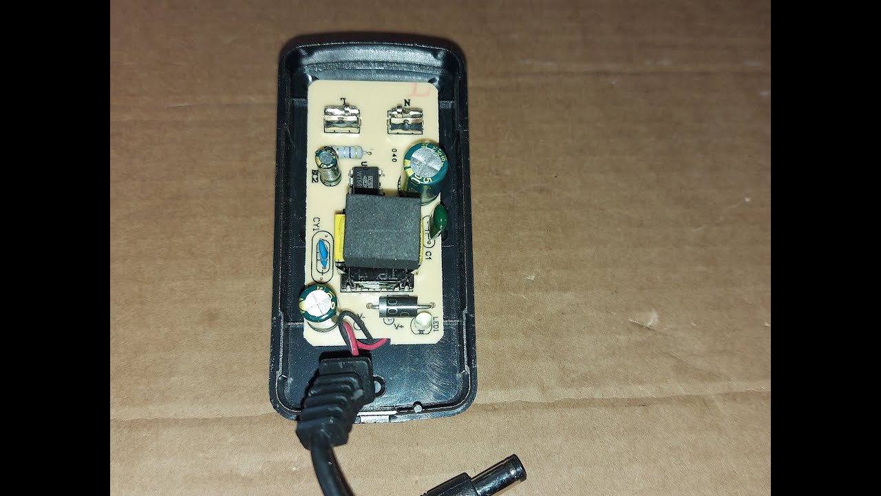 Alimentation 12 Volts en 3 Ampères avec Embout Jack 2,5 mm