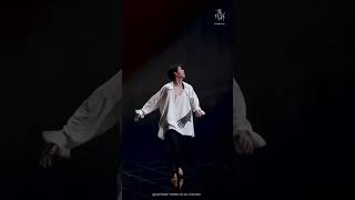 fancam Engsub 2023 Wang Yibo Like The Sunshine New Year Performance   