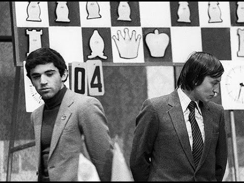 Anatoly Karpov - Garry Kasparov chess rivalry 1984? (original press photo):  Photograph