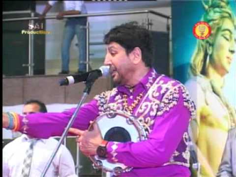 Gurdas Maan   Kamli yar di kamli gurdas mann liveomnagpaljiSaimuskan