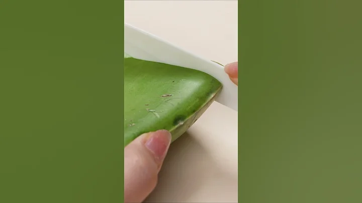 ASMR aloevera sounds so satisfying #asmr #asmrforsleep#relaxing#sleep#tingles#satisfying#shorts#fyp