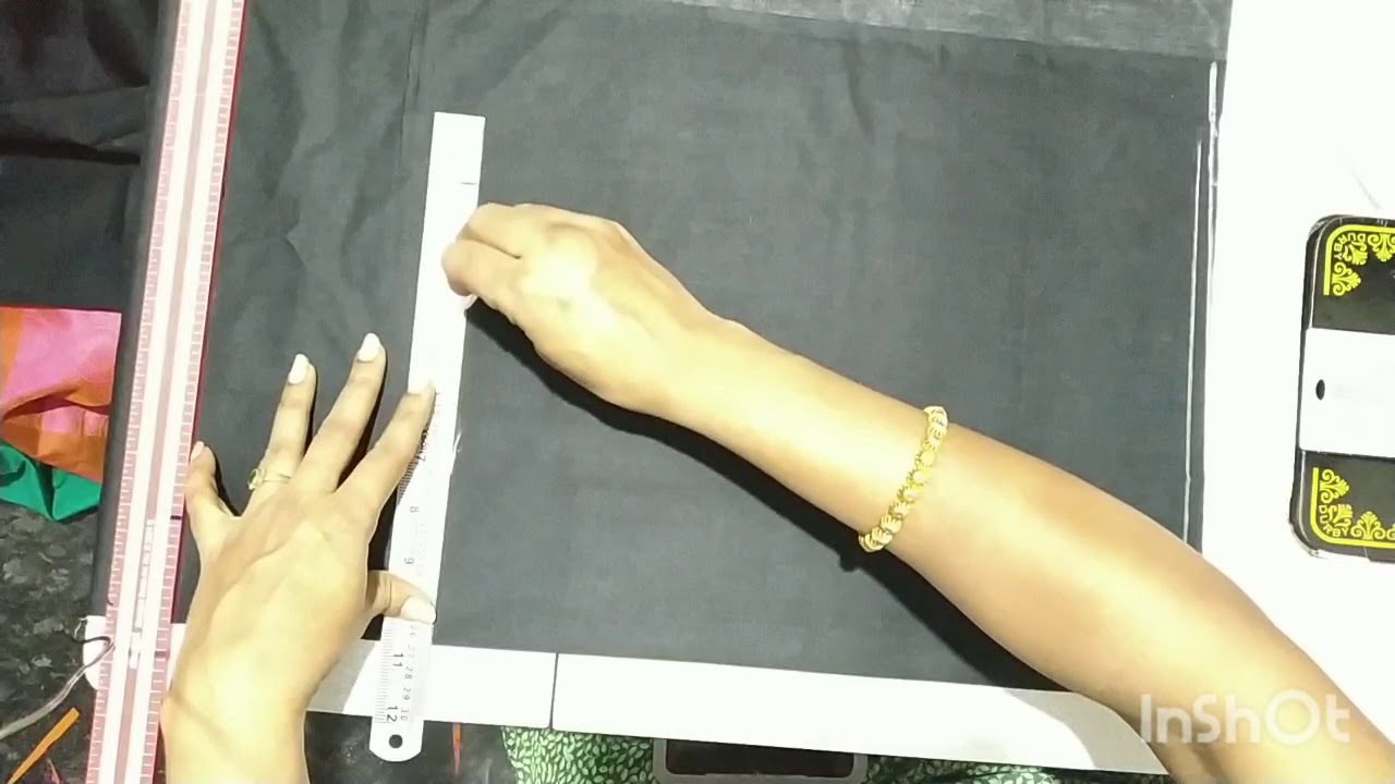 Blouse ಕಟಿಂಗ್ ಮಾಡೋ ಮೊದಲು ಹೇಗೆ ಅಳತೆ ತೊಗೊಂಡು blouse ಪೀಸ್ ಕರೆಕ್ಟ್ ಆಗಿ ಕಟ್ ಮಾಡೋದು ಅಂತ ನೋಡಿ