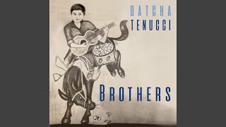 Video thumbnail of "Datcha Tenucci - Rainha"