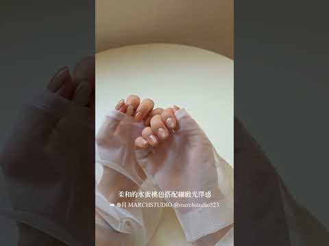 大稻埕新開幕老宅咖啡廳,一起來感受老屋的靜好時光。二樓空間明亮又舒適,陽光灑落特別有味道!