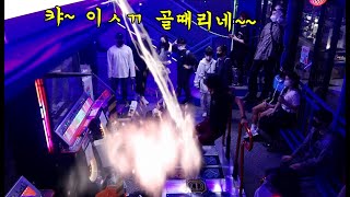 엘군 펌프/과거 100만 조회수 달성했던 펌프노래 순한맛 버전. 하지만 갤러리들 리액션은 절대 순하지 않다!! (컨플릭트 D21)