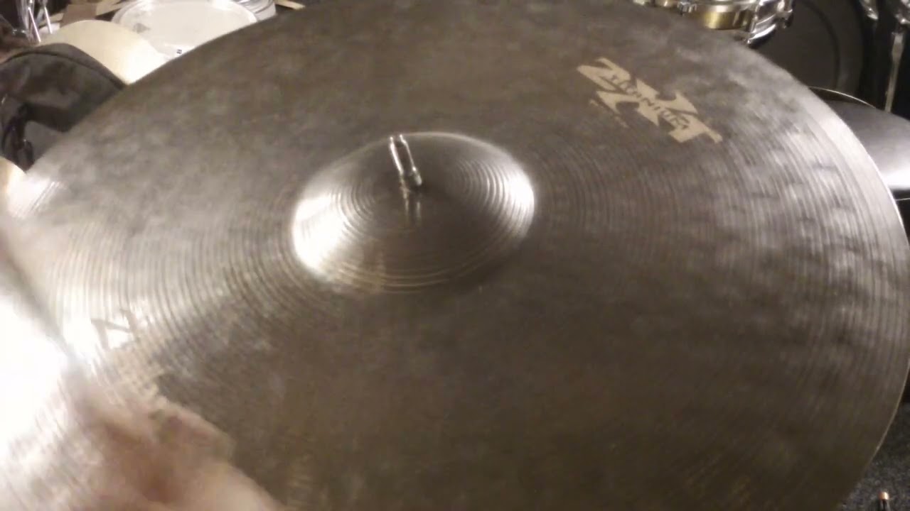 Zildjian 20 ZXT Titanium medium ride - YouTube
