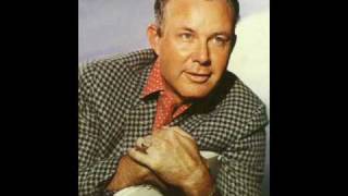 Video thumbnail of "Jim Reeves Sings 'Am I That Easy To Forget.'"