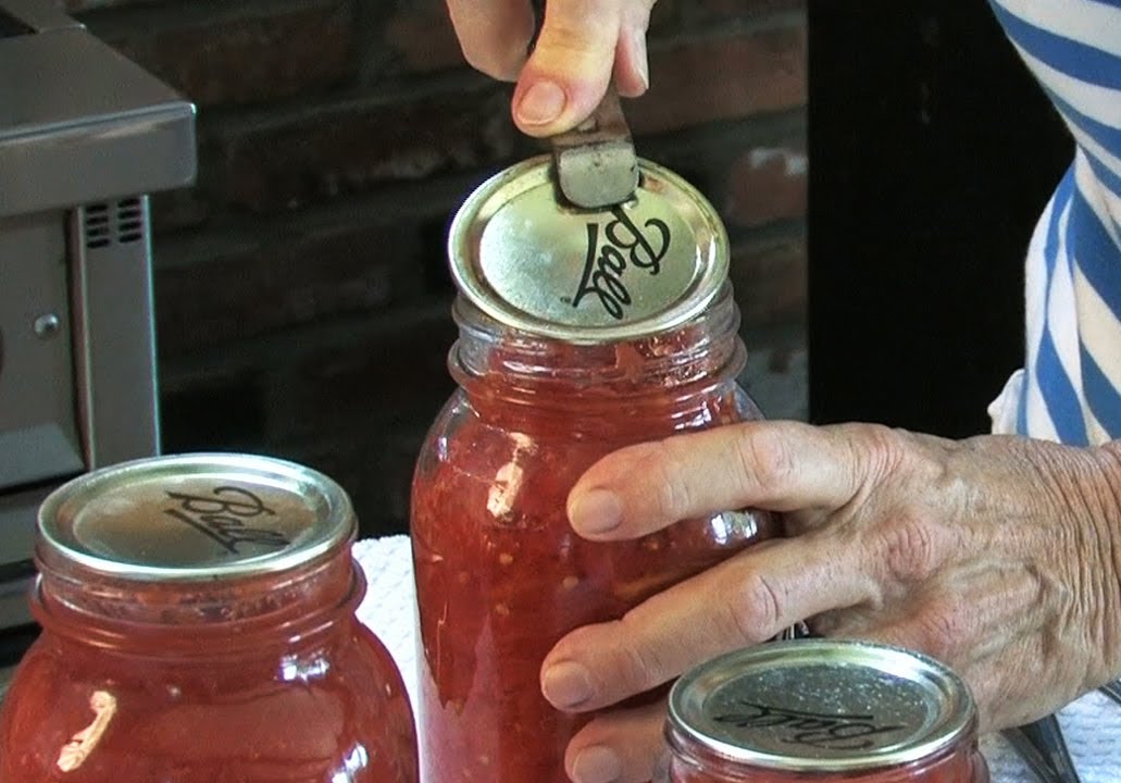How To Open A Jar of Preserves 