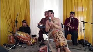 DUA SAATI (KACAPI KAWIH)