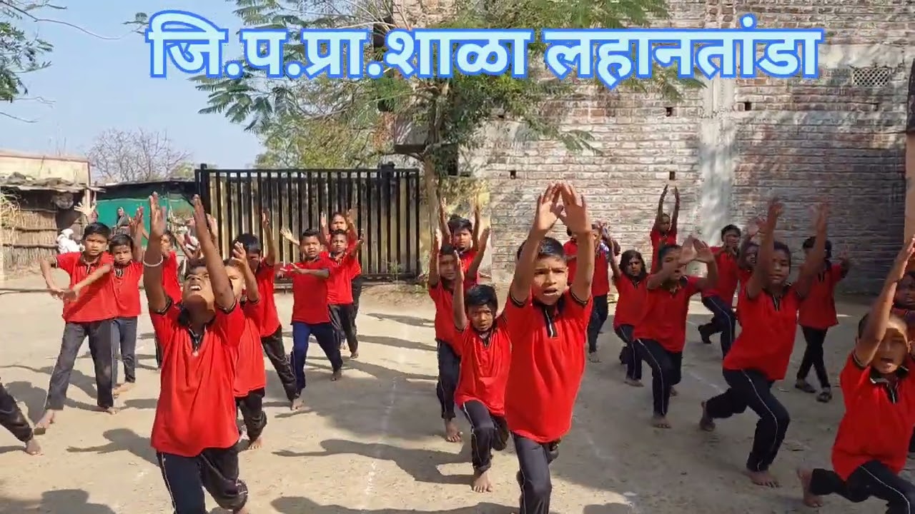 समुहात देशभक्ती नृत्य गीत