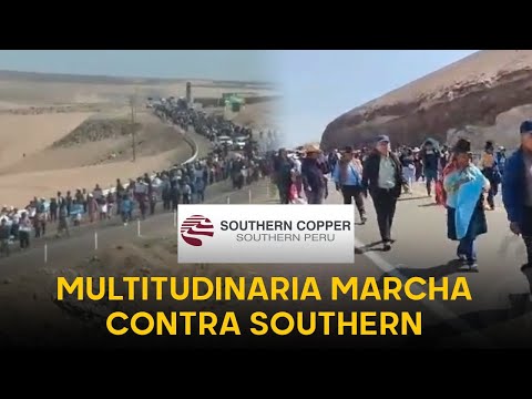 Multitudinaria marcha contra Southern: llegaron a Tacna a pie denunciando escasez de agua