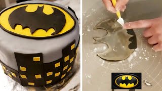 Challenge of making my sons Batman cake myselfتحدي عمل كيك عيد ميلاد ابني بالبيت