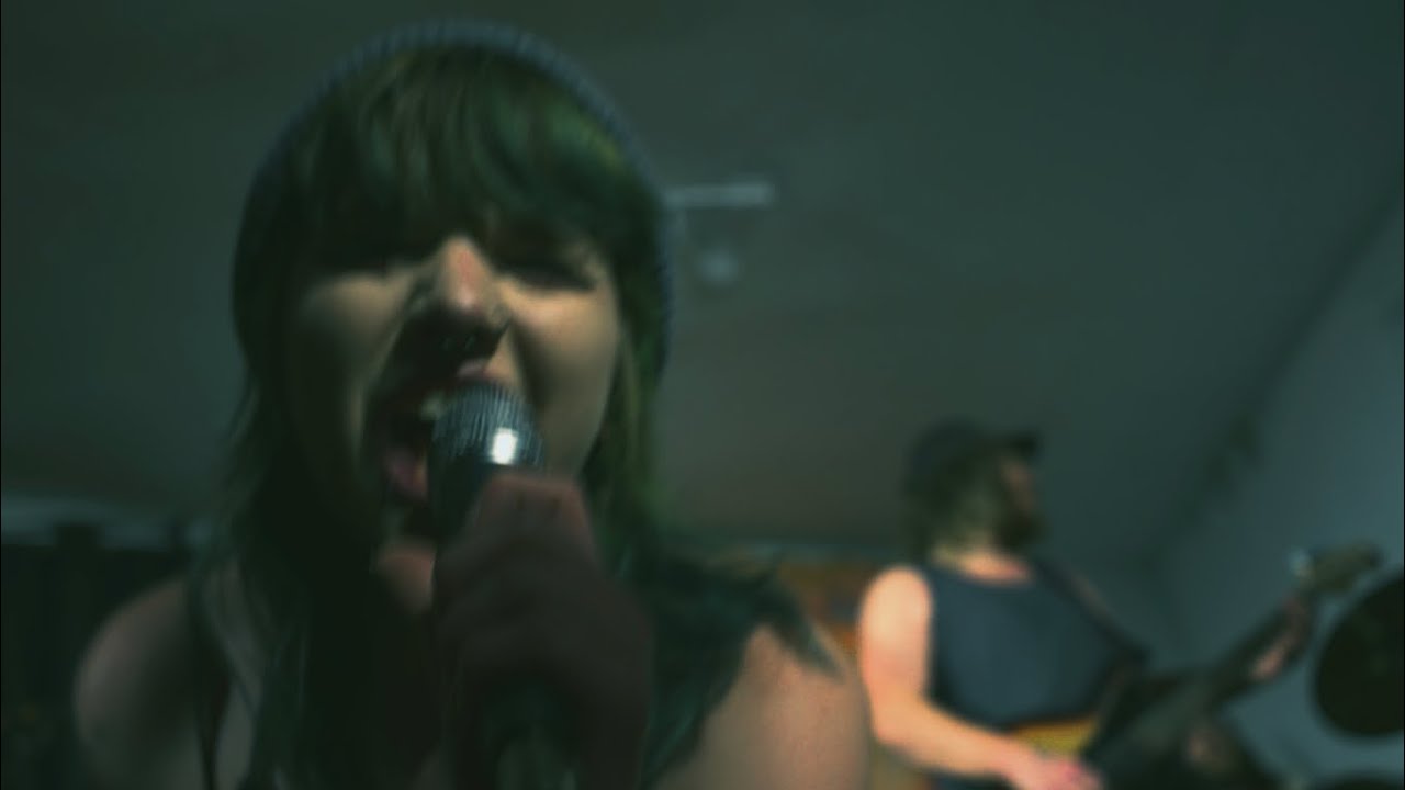 INPO - Run It (Live at Side Street Studio Arts) adlı videoyu YouTube'da izle INPO - Run It (Live at Side Street Studio Arts) adlı videoyu YouTube'da izle