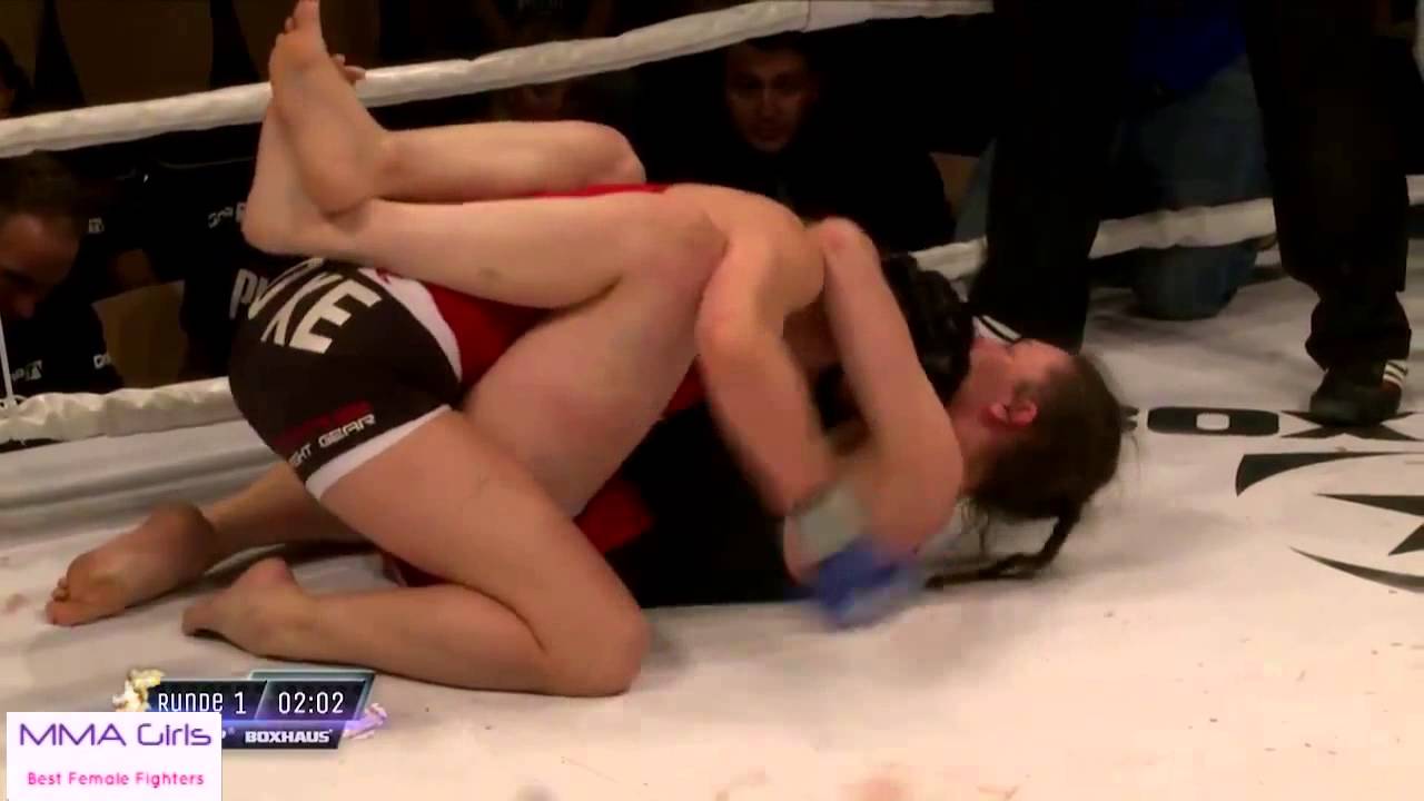 Female MMA Fighters Alexandra Buch vs Anne Merkt1