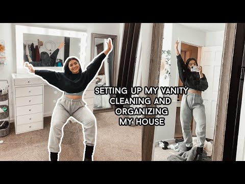 I FINALLY GOT MY VANITY! * day in my life after i get home from a trip *